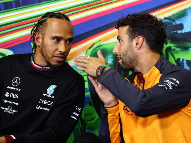Lewis Hamilton und Daniel Ricciardo im Gespräch