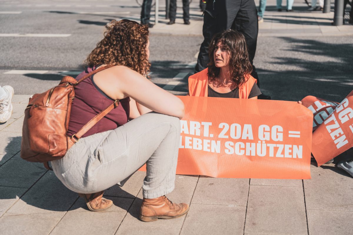 Ruhrgebiet: In Bottrop kommt es zu kuriosem Vorfall. Klima-Proteste gehen schief.