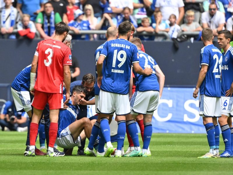 Schlechte Nachrichten beim Test des FC Schalke 04 gegen Twente Enschede.
