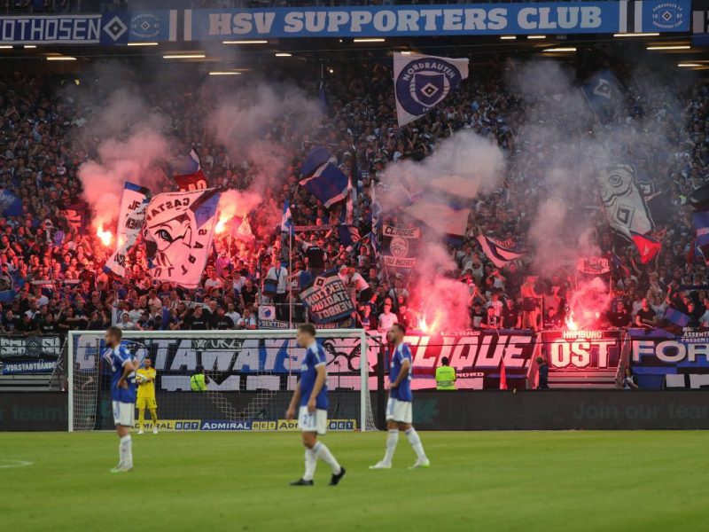 HSV - Schalke 04: Einige Fans fielen gleich wieder negativ auf.