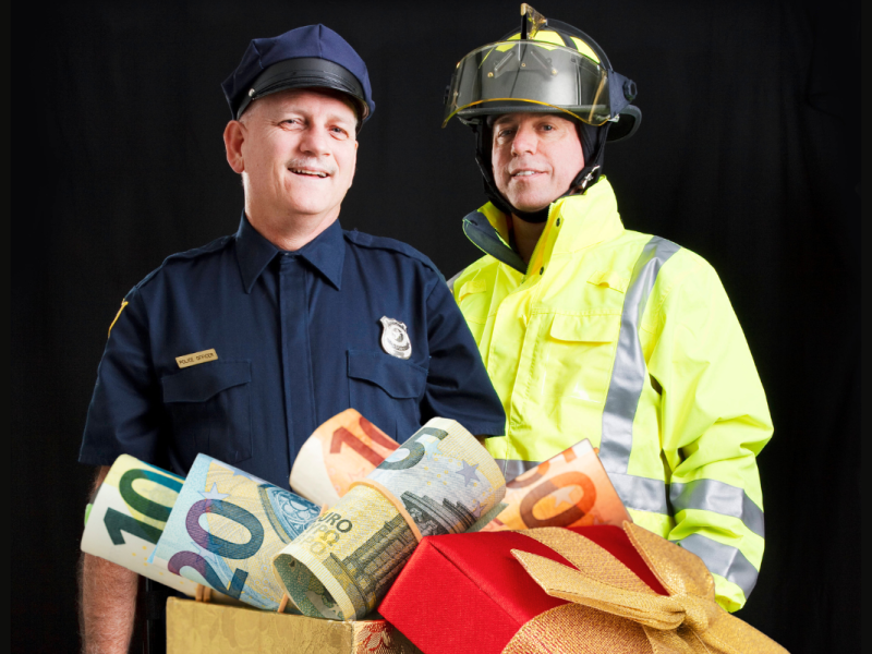 Fetter Zuschlag für Beamte. Bis zu hunderttausend Euro gibt es mehr.