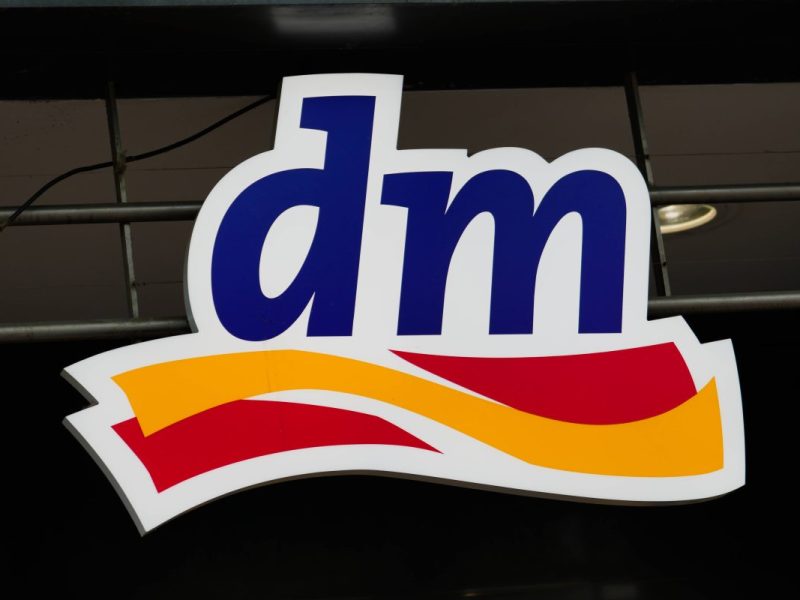 dm