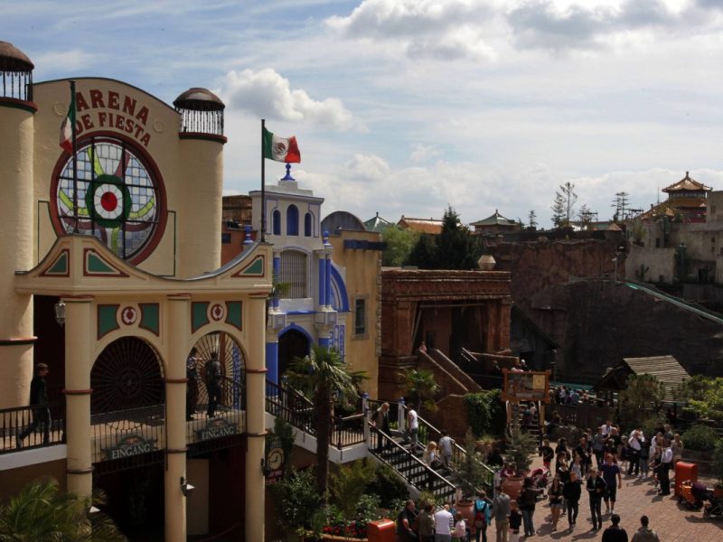 Phantasialand: Was kann man alles in dem Freizeitpark bei schlechtem Wetter anfangen? Eine Menge, sagt der Pressesprecher Schneider-Barthold.