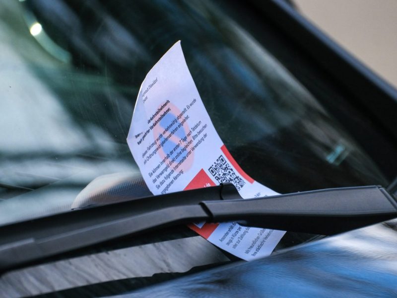 Dortmund: Ehemaliger Lehrer bekommt Knöllchen und versteht die Welt nicht mehr.