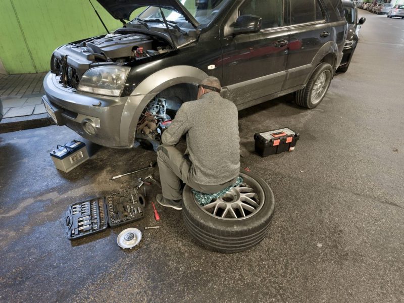 Bürgergeld Jobcenter Autoreparatur