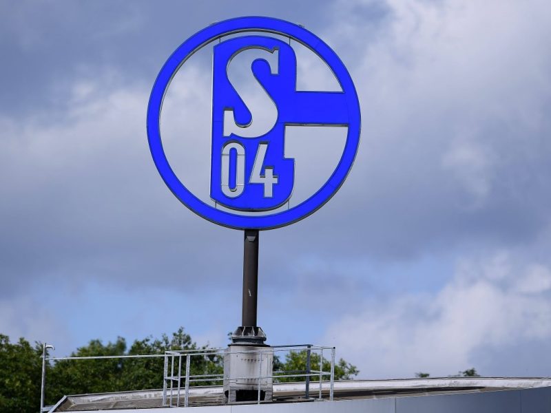Beim Heimspiel des FC Schalke 04 kam es offenbar zum Eklat.