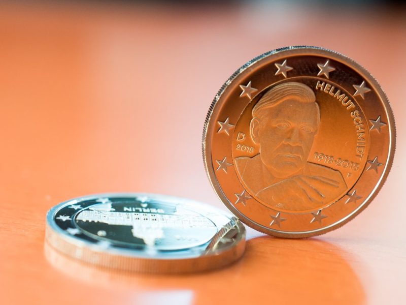 Helmut Schmidt auf 2-Euro-Münze – sie kann ein Vermögen wert sein