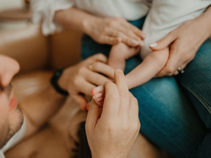 Die Frage nach der Vereinbarkeit von Familie und Beruf ist kompliziert, und nicht leicht zu beantworten. Die Ampel will Abhilfe schaffen. Aber wann?