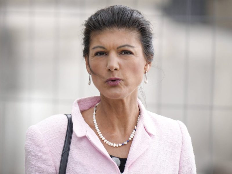 Sahra Wagenknecht, Deutschlands neue Politik-Queen? Ihre Pläne für eine eigene Partei und politische Ziele nehmen Gestalt an.