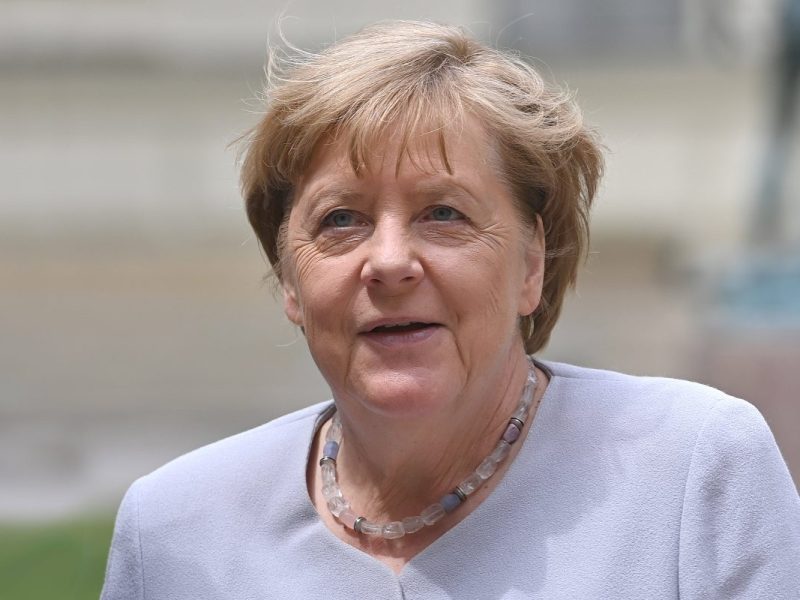 Ex-Kanzlerin Merkel meldet sich zurück.