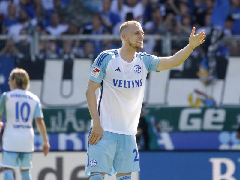 Deutliche Kritik beim FC Schalke 04 an Timo Baumgartl.