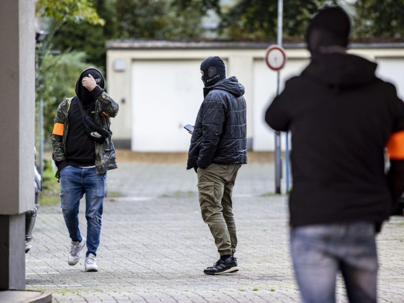 Einsatzkräfte der Polizei in Bielefeld