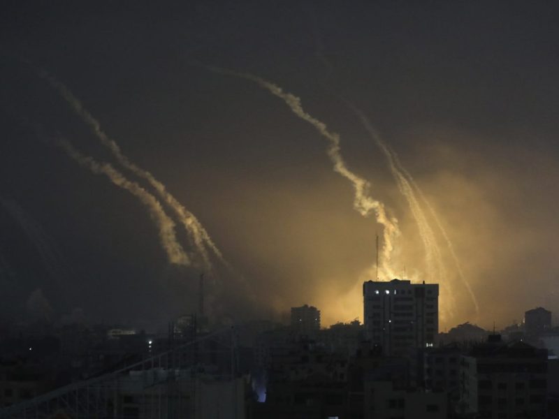 Im Gazastreifen eskalieren die Kämpfe, während Israel seine Bodenoperationen ausweitet. Hier die aktuellen Entwicklungen über die Lage im Nahen Osten.