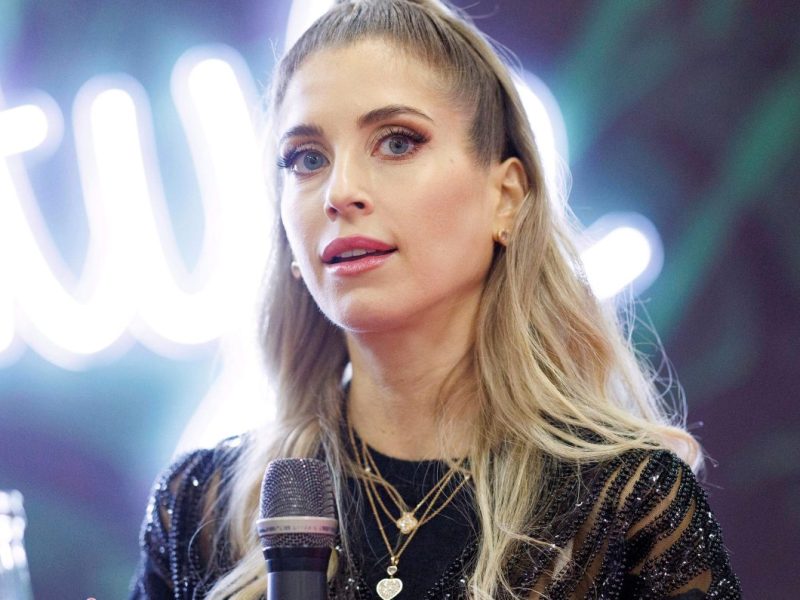 Cathy Hummels steht wieder mal in der Kritik. Warum ihre Fans sich jetzt über DIESEN Instagram-Post aufregen, erfährst du hier.