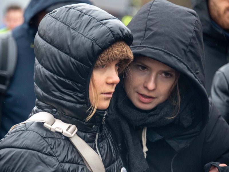 Der Nahost-Krieg spaltet die Klimabewegung. Während Thunberg in der Kritik steht, den Hamas-Terror zu relativieren, positioniert sich Neubauer eindeutig.