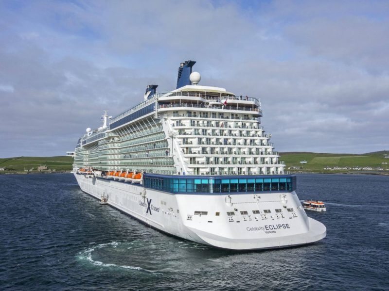 Kreuzfahrt: Reedereien kaufen Land