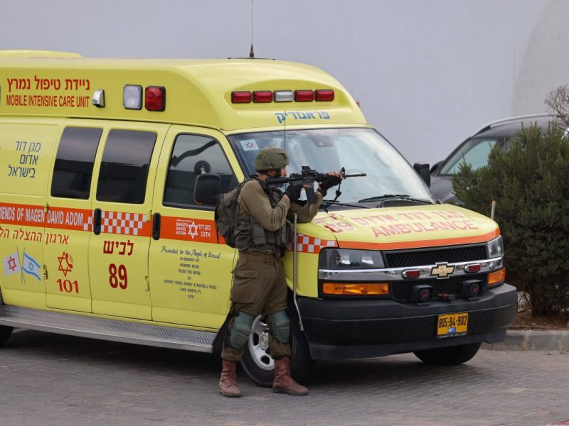 Hunderte Tote, tausende Verletzte im Krieg in Israel. Sanitäter spricht jetzt von seinen Erfahrungen.