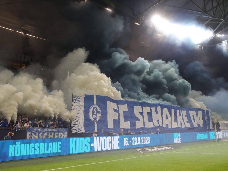 Wie reagieren die Fans des FC Schalke 04.