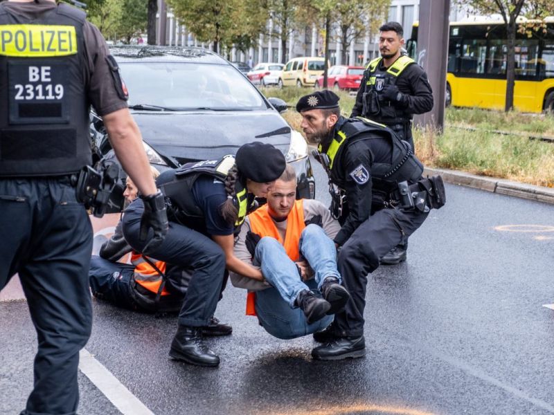 Für Verkehrsminister Volker Wissing ist das Maß voll. Die Letzte Generation muss jetzt mit schweren Haftstrafen rechnen.
