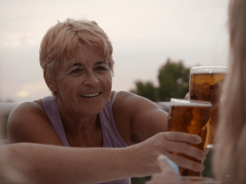 Ein Leben voller Abenteuer, Cocktails am Strand und Nichtstun unter Palmen – ein Renten-Traum von vielen. Rentnerin Inge lässt ihn wahr werden.