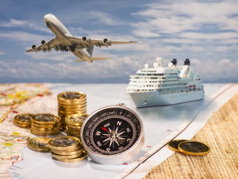 Auf Kreuzfahrten müssen Reisende für einen Service oft automatisch mehr zahlen.