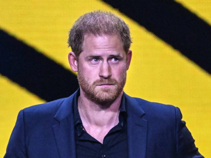 Prinz Harry soll es laut Experten bereuen, den Royals den Rücken gekehrt zu haben.