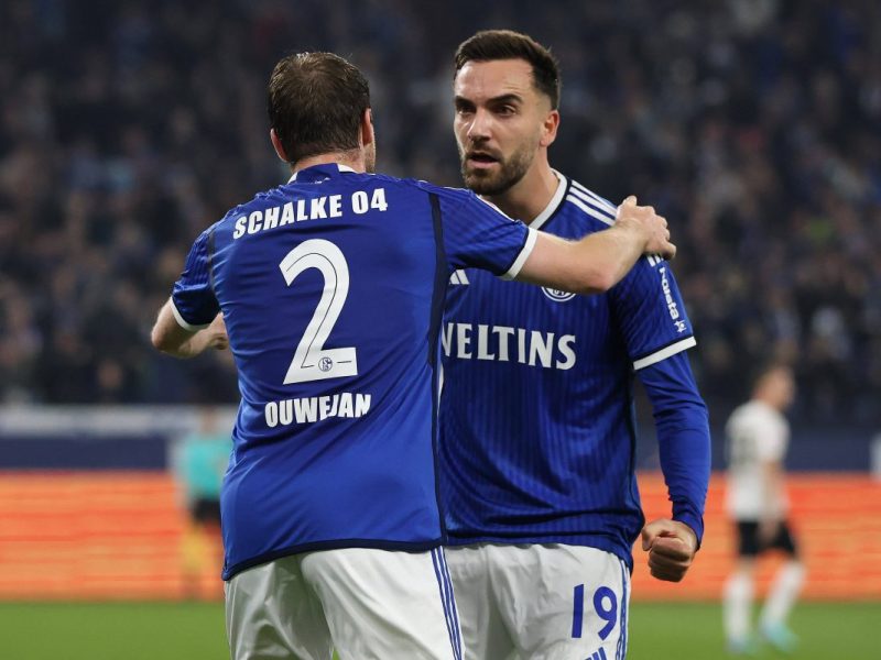 Kenan Karaman ist beim FC Schalke 04 mit der Leistung nicht zufrieden.