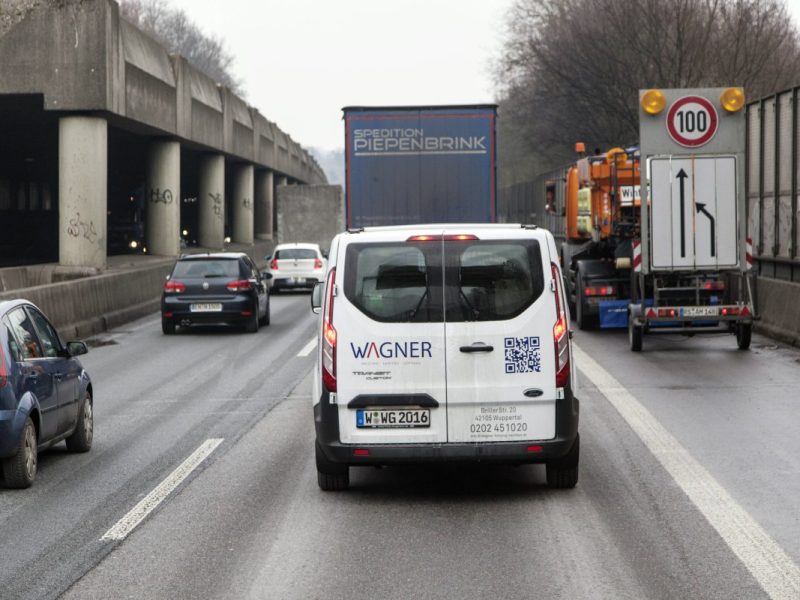 Wetter in NRW: Die A1 musste gesperrt werden. Es ist zu gefährlich.