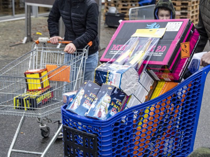 Aldi, Lidl und Co.: Böllerverkauf startet früher