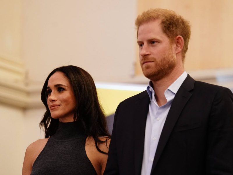 Meghan Markle und Prinz Harry: Ein Experte findet nun deutliche Worte.