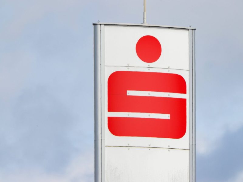 Sparkassen-Kunden geraten ins Visier von Betrügern.