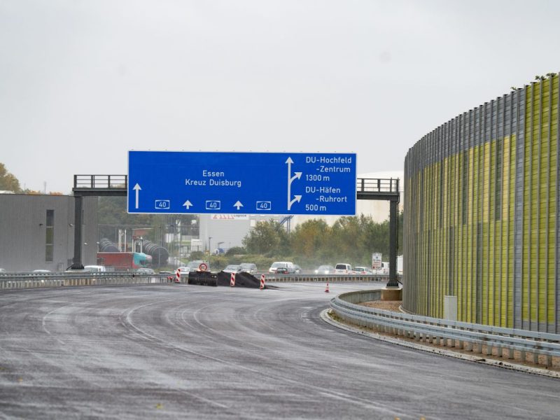 Autobahnkreuz Duisburg A40 wird nun für 3 Tage gesperrt.