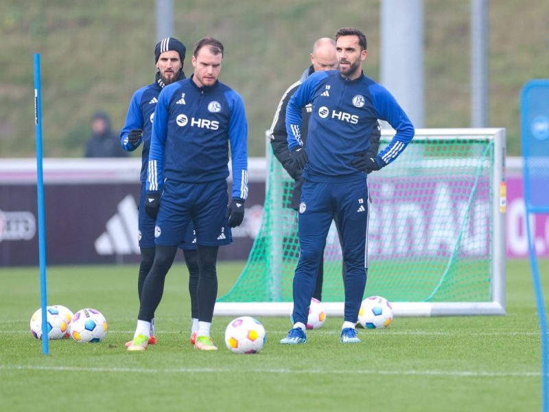 Ein Spieler des FC Schalke 04 hat den Berater gewechselt.