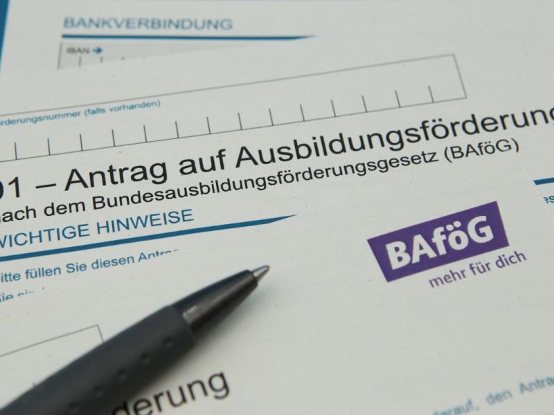 Eine BAföG-Studentin berichtet über schwierige Umstände, unter denen sie lebt.