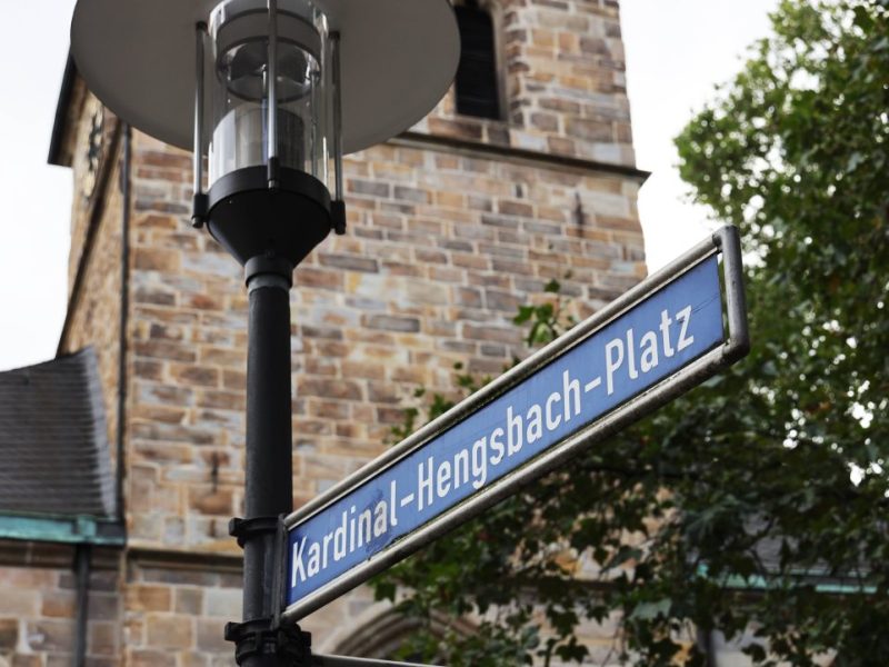 Essen: Straßenschild-Änderung 