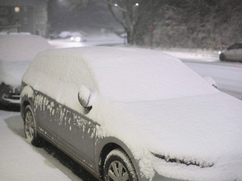 Das Wetter in NRW hält Schneefall und eisige Kälte bereit.