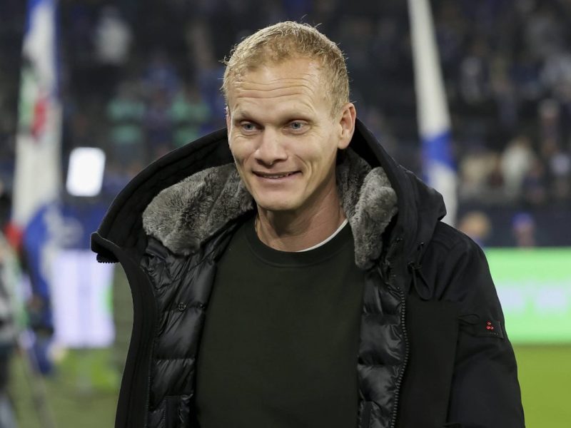 FC Schalke 04: Karel Geraerts gibt ein Versprechen ab.