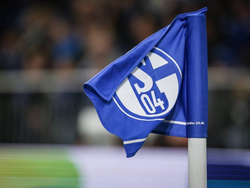 Neuer Sponsor für den FC Schalke 04! Der Pottklub füllt damit die Lücke, die durch das Aus von Hülsta entstanden ist.