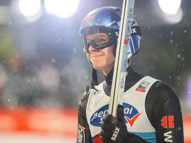 Andreas Wellinger ist beim letzten Springen der Vierschanzentournee enttäuscht.