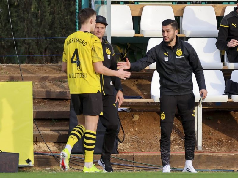 Bei Borussia Dortmund steht Nico Schlotterbeck plötzlich im Fokus.