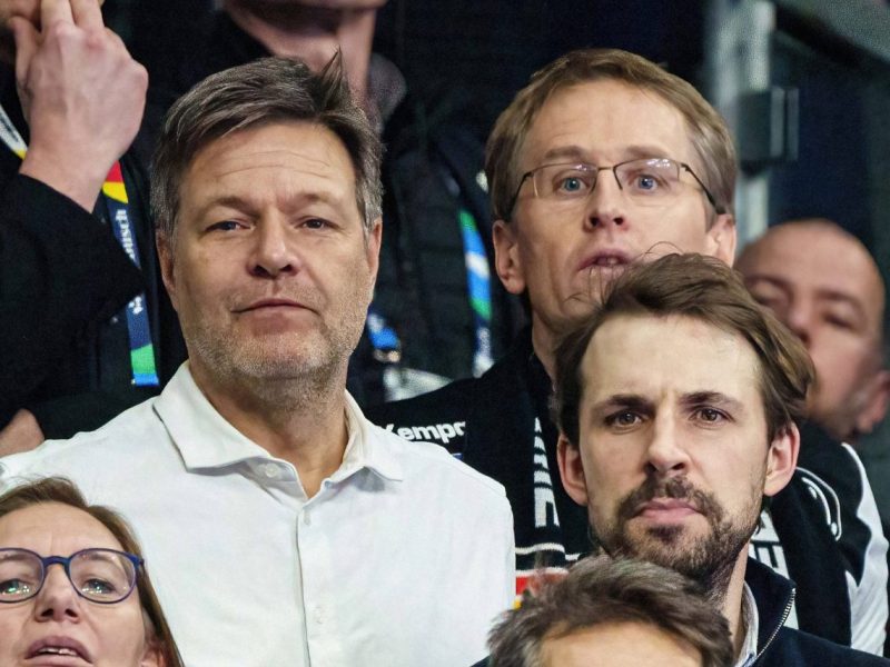 Habeck bei der Handball-EM.