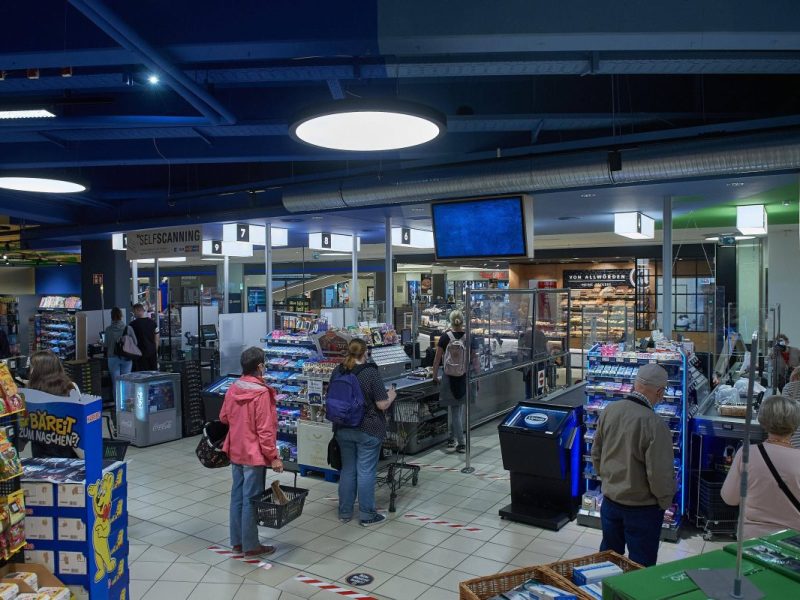 Mit diesen Tricks geht es an der Kasse von Edeka und anderen Supermärkten schneller!