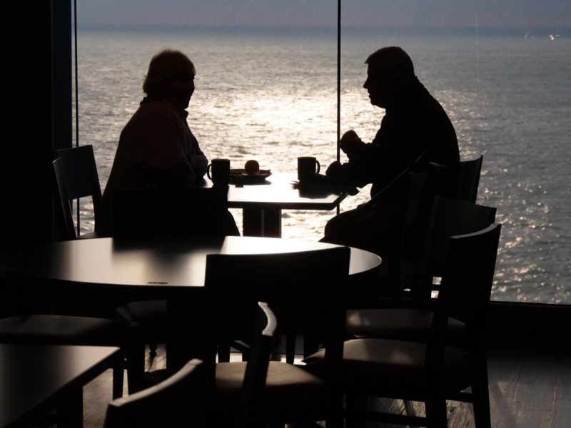 Eine Kreuzfahrt verläuft anders, als von den Passagieren erwartet.
