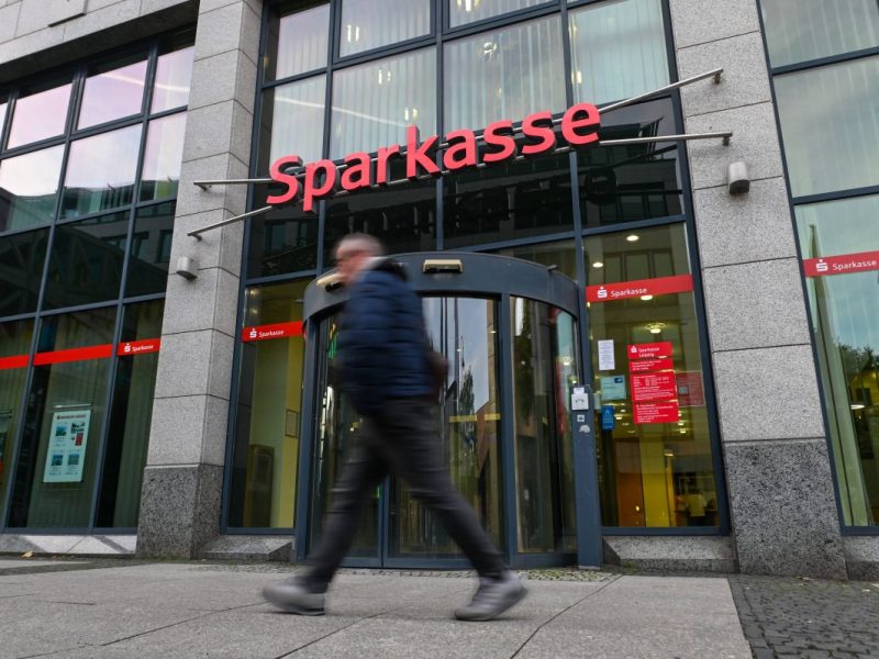Die Sparkasse muss einem Kunden 10.000 Euro zahlen.