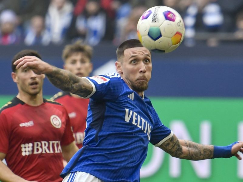Darko Churlinov spricht über die Zukunft des FC Schalke 04.