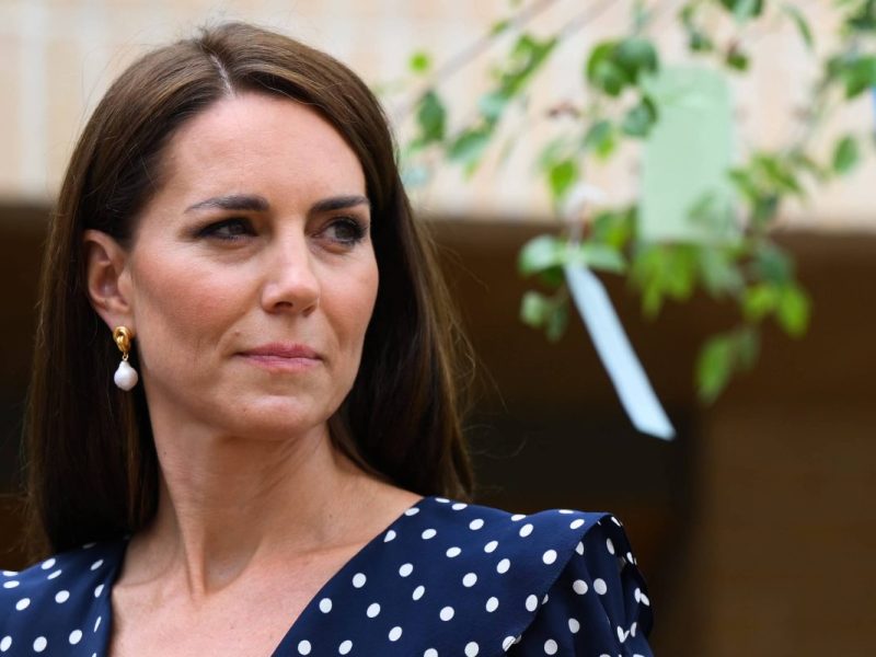 Seit ihrem Krankenhausaufenthalt sorgt die öffentliche Abwesenheit von Kate Middleton für große Besorgnis bei ihren Fans: Wo ist Kate? ...