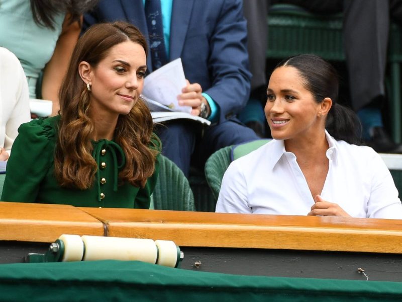 Es herrscht Eiszeit zwischen Meghan Markle und Kate Middleton, und nun kommen weitere Details ans Licht...
