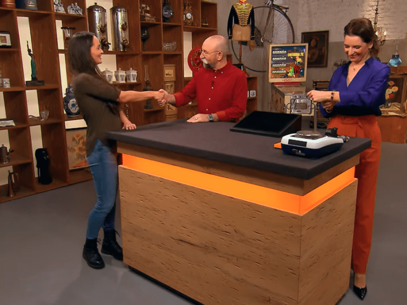 Bei „Bares für Rares“ stand dieses Mal nicht, wie üblich, die Rarität im Vordergrund, sondern die Kampfkünste einer Kandidatin...