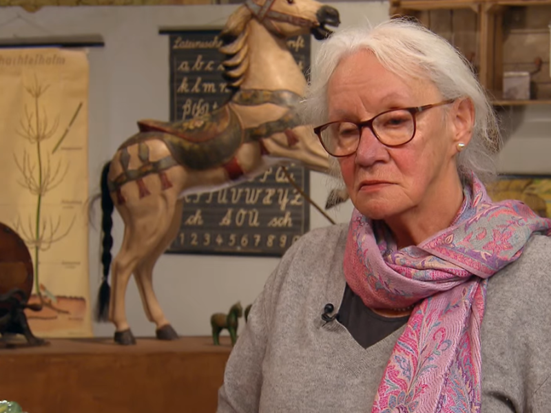 In der Trödelshow „Bares für Rares“ durfte sich schon so manch Teilnehmer über Geldregen freuen. Doch bei Kandidaten Birgit kam alles anders…