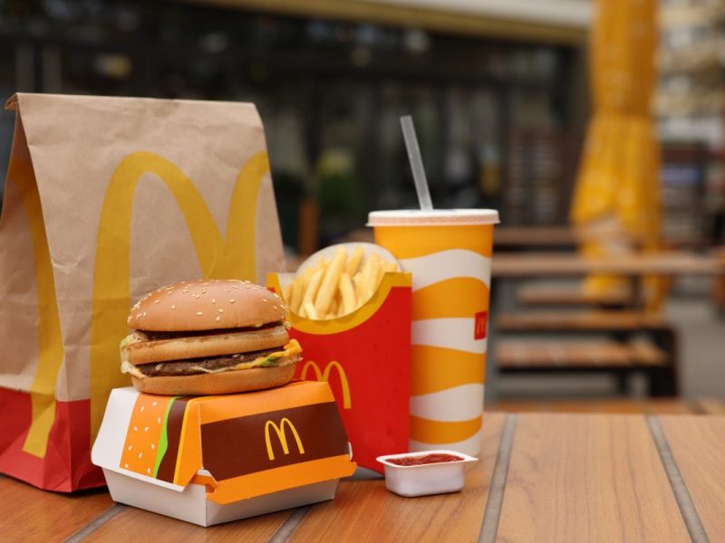 Als der Amerikaner diese McDonald's-Filiale besucht, traut er seinen Augen kaum.